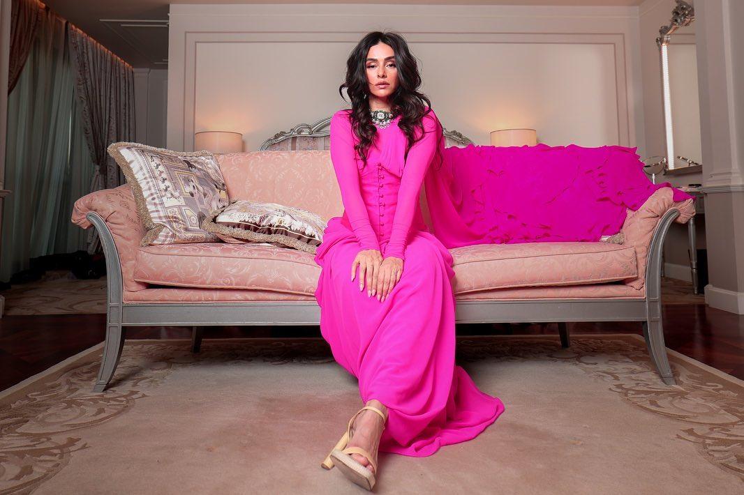 Shibani Akhtar has consistently proven herself as a true fashion enthusiast, and she certainly turned heads on Instagram recently with an eye-catching ensemble from the House of Masaba.