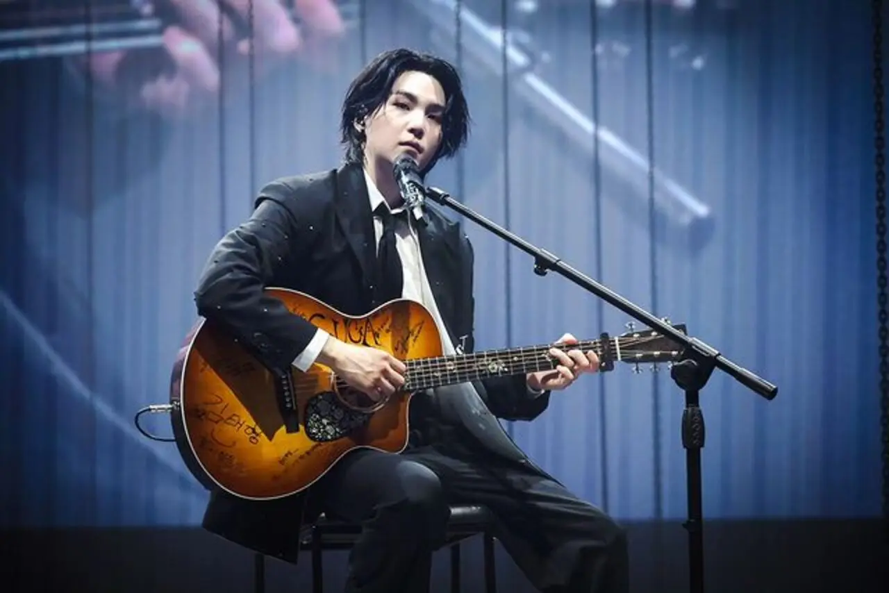 Suga also grew out his hair, especially for his recently concluded solo tour, D-Day