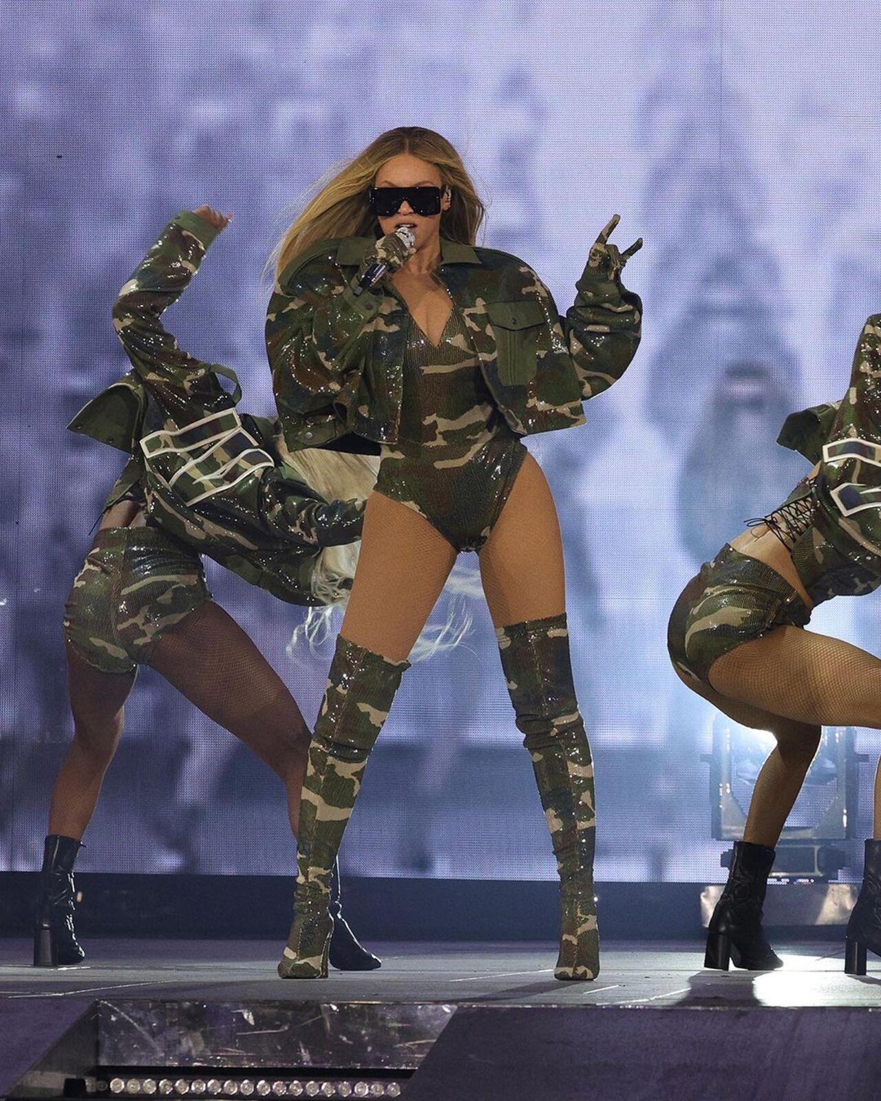 Beyonce slays in army style at her Rennaisance tour!
