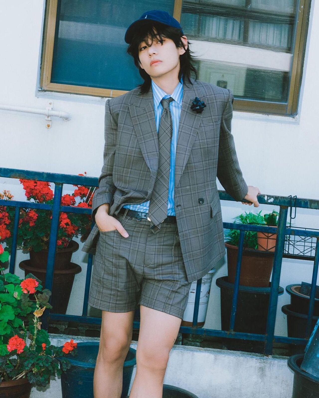 While we love Taehyung's neutral and restrained wardrobe, the artist doesn't shy away from adding pizzazz to his outfits every now and then - and ARMY is here for it! Take a look at this classic school uniform photoshoot he did for his forthcoming album, 'Layover'