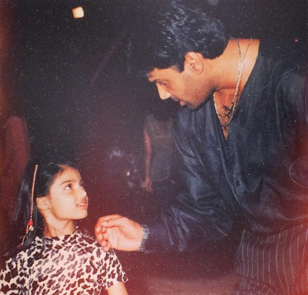 Athiya's loving gaze up at her dad speaks volumes of their special bond.