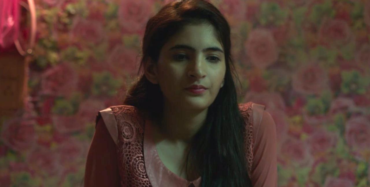Shivani Raghuvansi plays Jaspreet Kaur - also an outsider to the elite world like Tara. She nicknames herself 'Jazz' in an attempt to fit into new and strange upper echelons of society, and bubbly and frank personality emerges as a sincere and refreshing voice