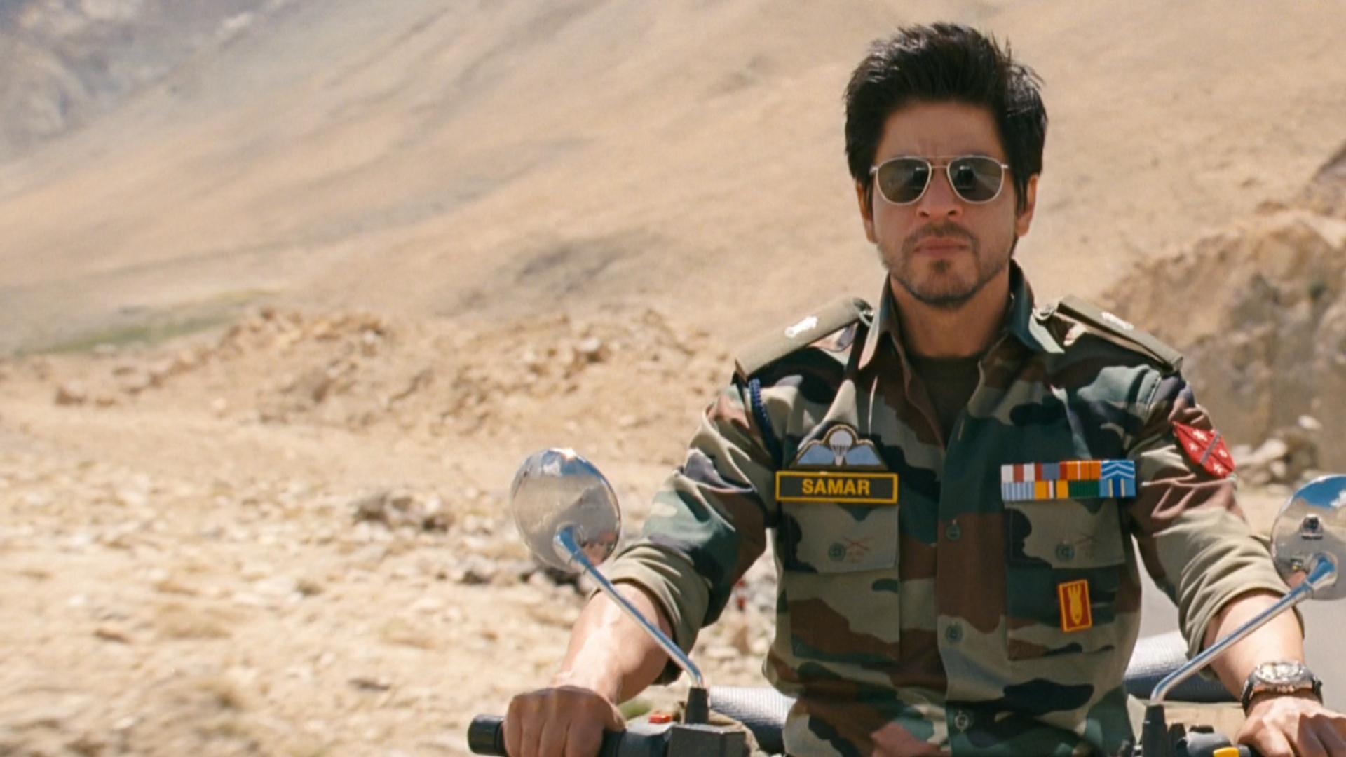 Responsible, respected and fearless, SRK showed all the qualities an army man radiates with precision in both films making him win over people’s hearts with ease.