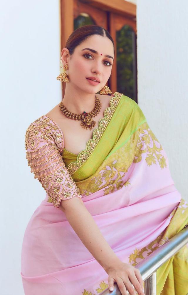 Tamannaah Bhatia always wows fans with ornate looks. The actress looks stunning in modern outfits, but we always wait for a glimpse of her in ethnic attire