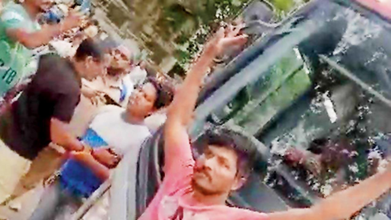 Mumbai: As BEST bus strike enters Day 5, regular drivers get bullied