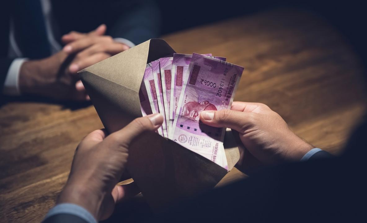 Thane: District supply office clerk held for taking Rs 2,500 bribe from rice mill representative