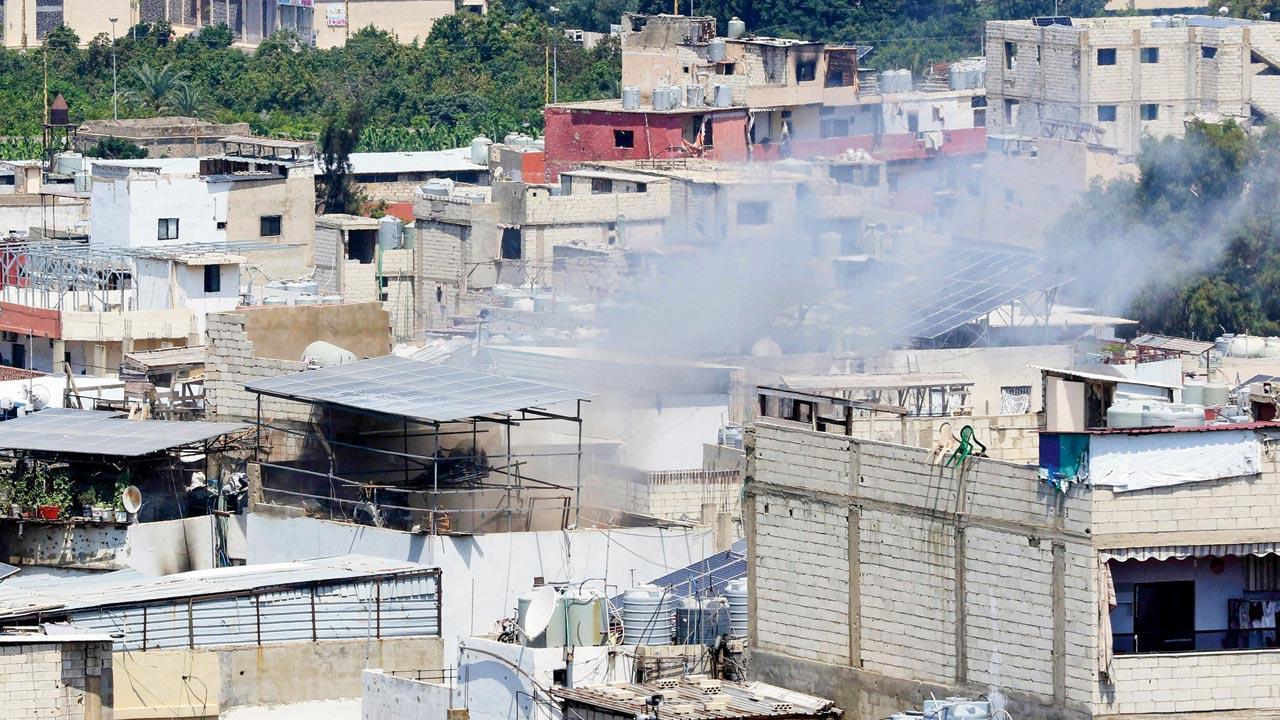 Clashes at Palestinian camp in Lebanon go on