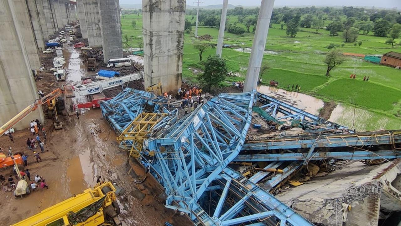 Rescue efforts underway as 17 killed in crane accident in Thane