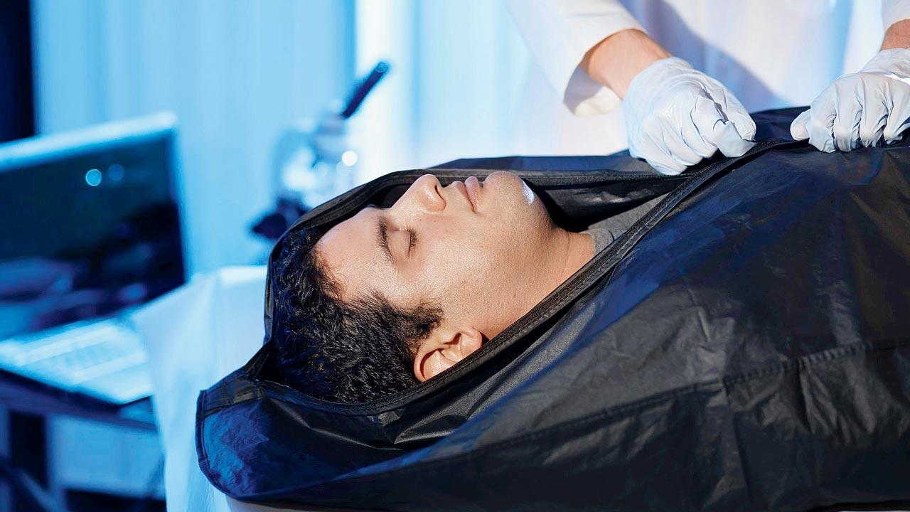 Mumbai: EOW summons former mayor in body bag scam case