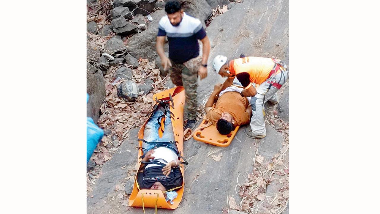 The group has been at the forefront of search and rescue efforts during every major calamity, including the Malin landslide in 2014 and the floods in Sangli and Kolhapur. Pic Courtesy/Shivdurga Mitra Mandal