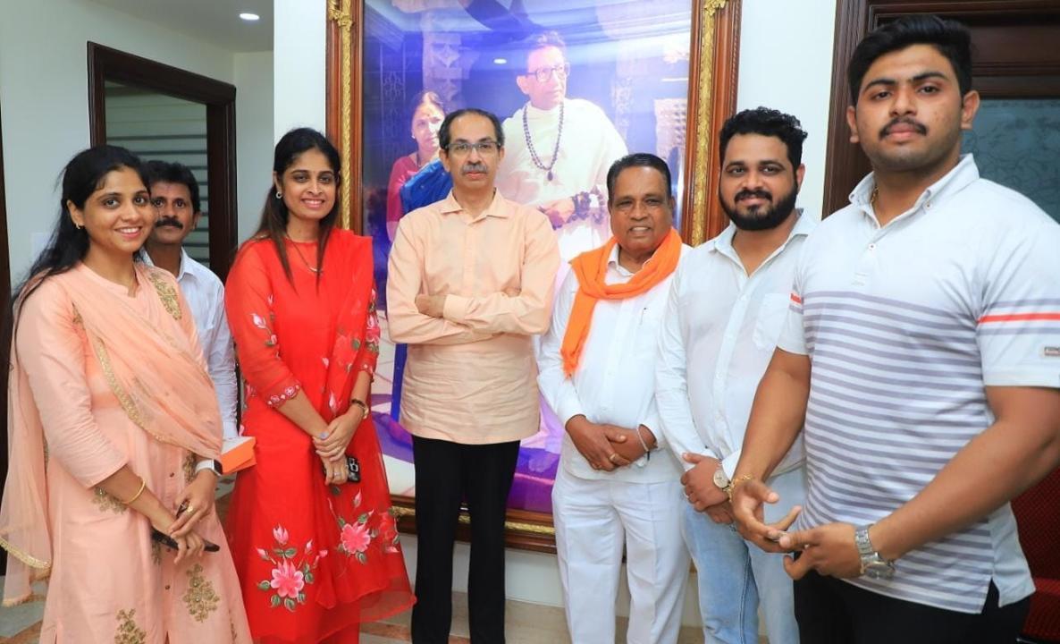 Mumbai: Former Shirdi MP Bhausaheb Wakchaure joins Uddhav Thackeray faction of Shiv Sena