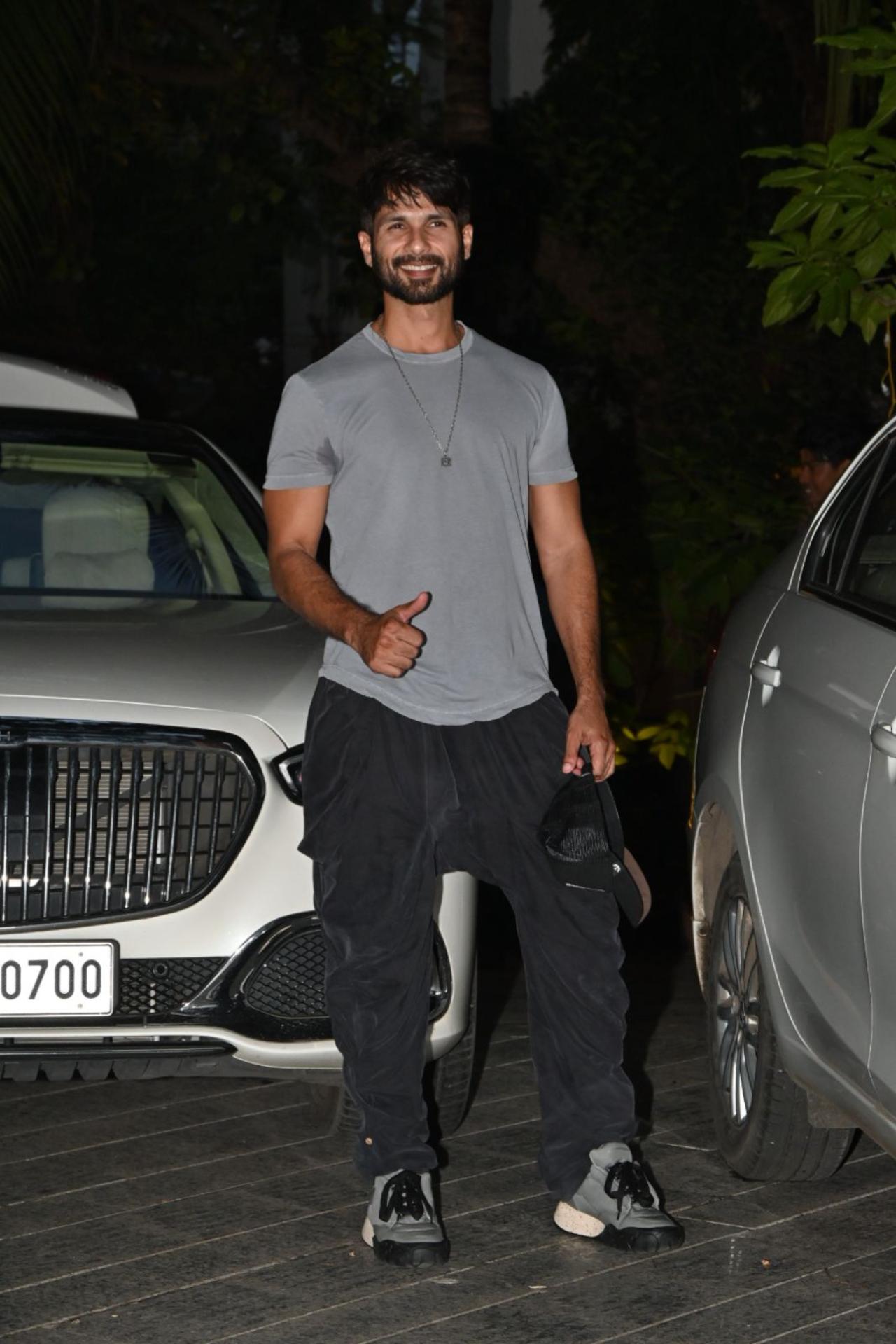 Shahid Kapoor looked handsome in a grey T-shirt and black cargo pants as he was clicked outside the Maddock studios
