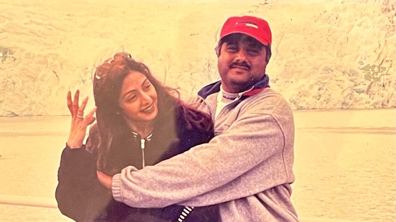 Sridevi Birth Anniversary 2023: Boney Kapoor and Janhvi Kapoor drop throwback pictures as they remember the late actress