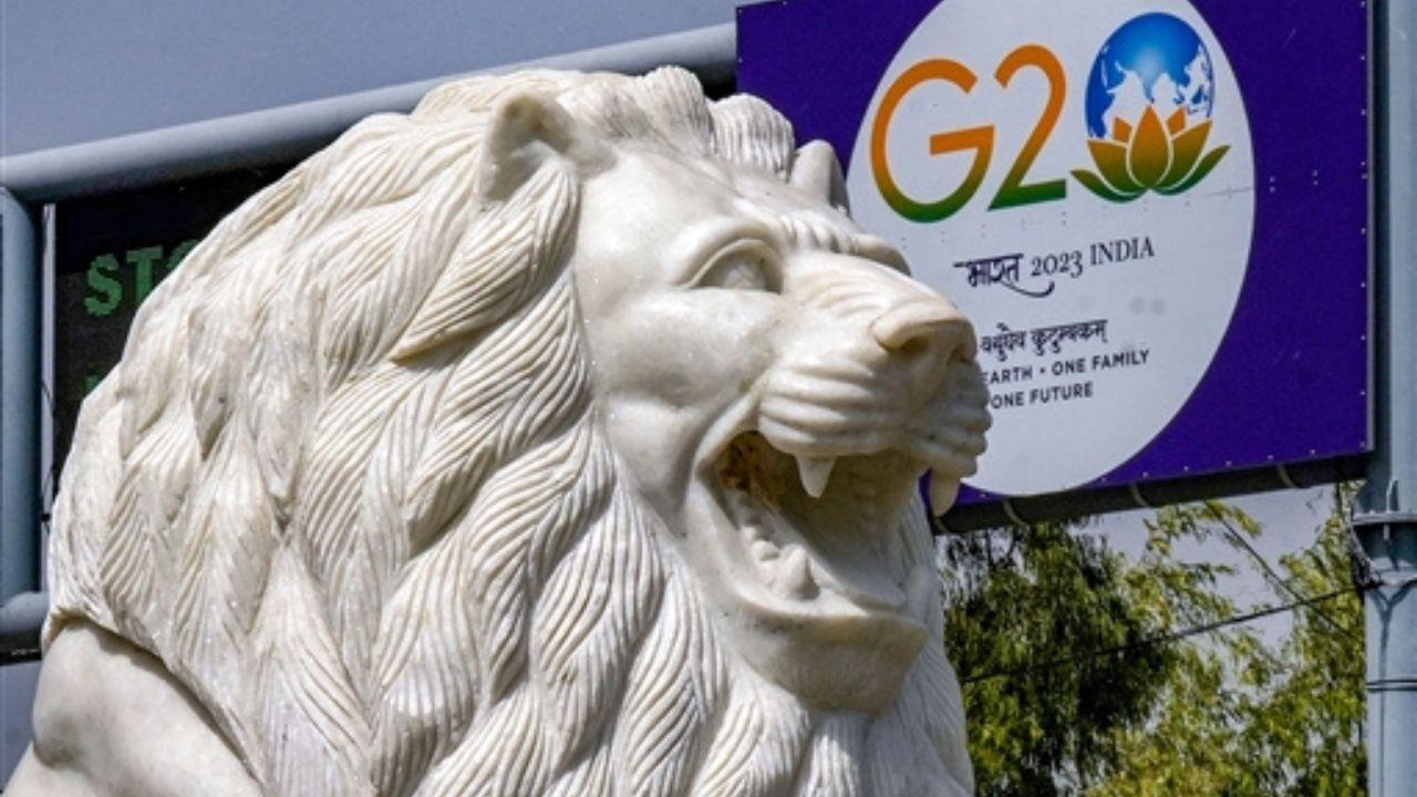 Apart from the logo installation, the government has installed a beautiful sculpture of a lion at near the IGI airport in the national capital. Pic/PTI