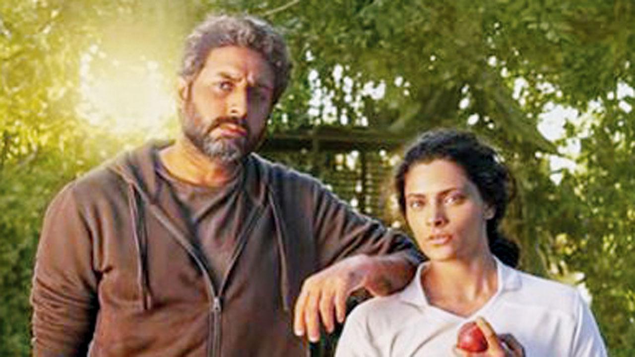 'Ghoomer' movie review: One tip, one hand!