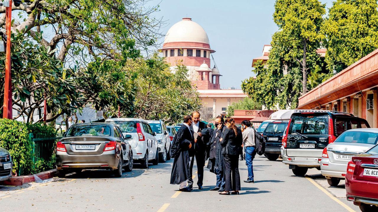 Supreme Court hammers Gujarat HC for order against apex court