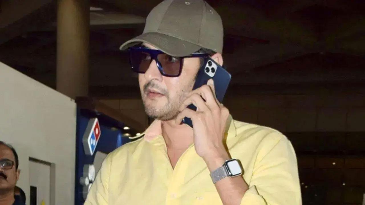 Mahesh Babu's new poster from Trivikram Srinivas's 'Guntur Kaarama' released on his birthday