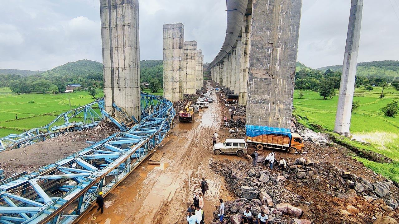 Maharashtra: Opposition blames govt for accident on Samruddhi Expressway