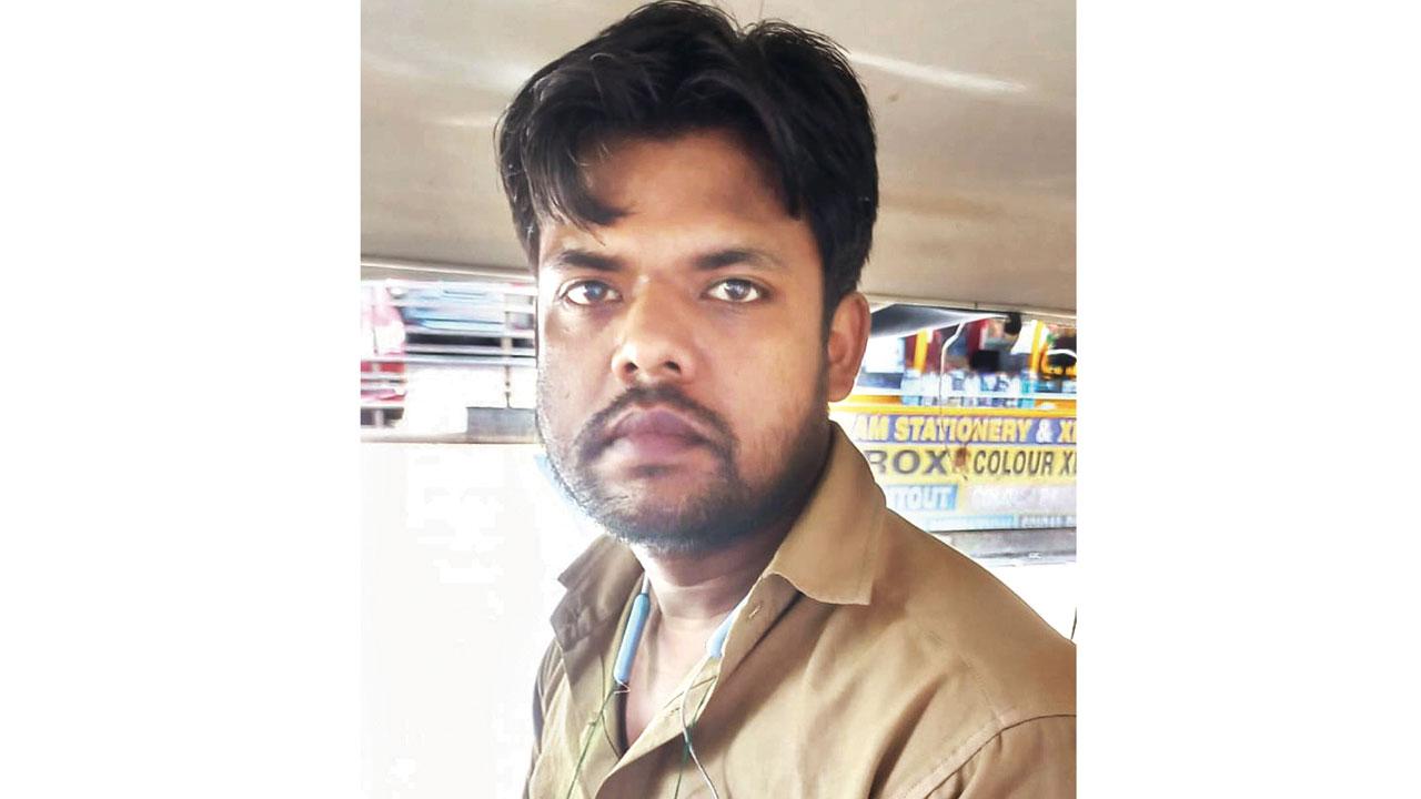 Pawan Mandal, rickshaw driver