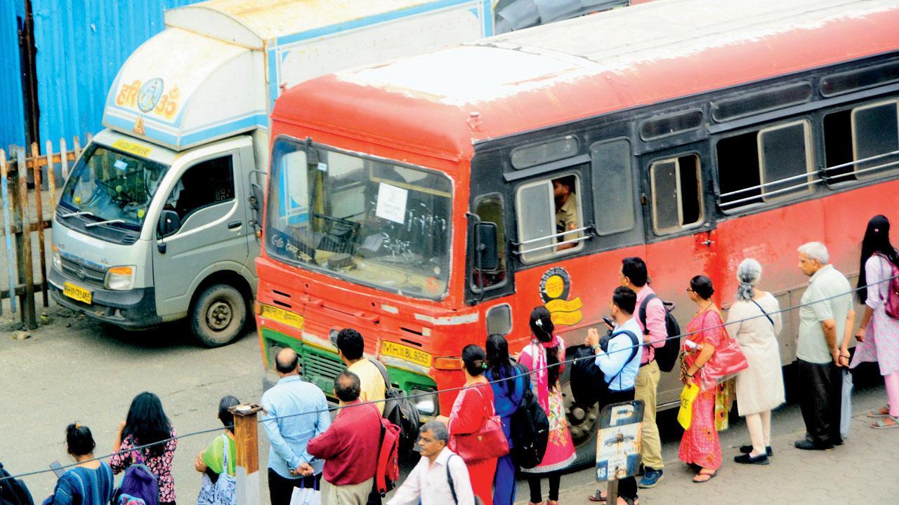 Govt intervenes to bring buses back on roads