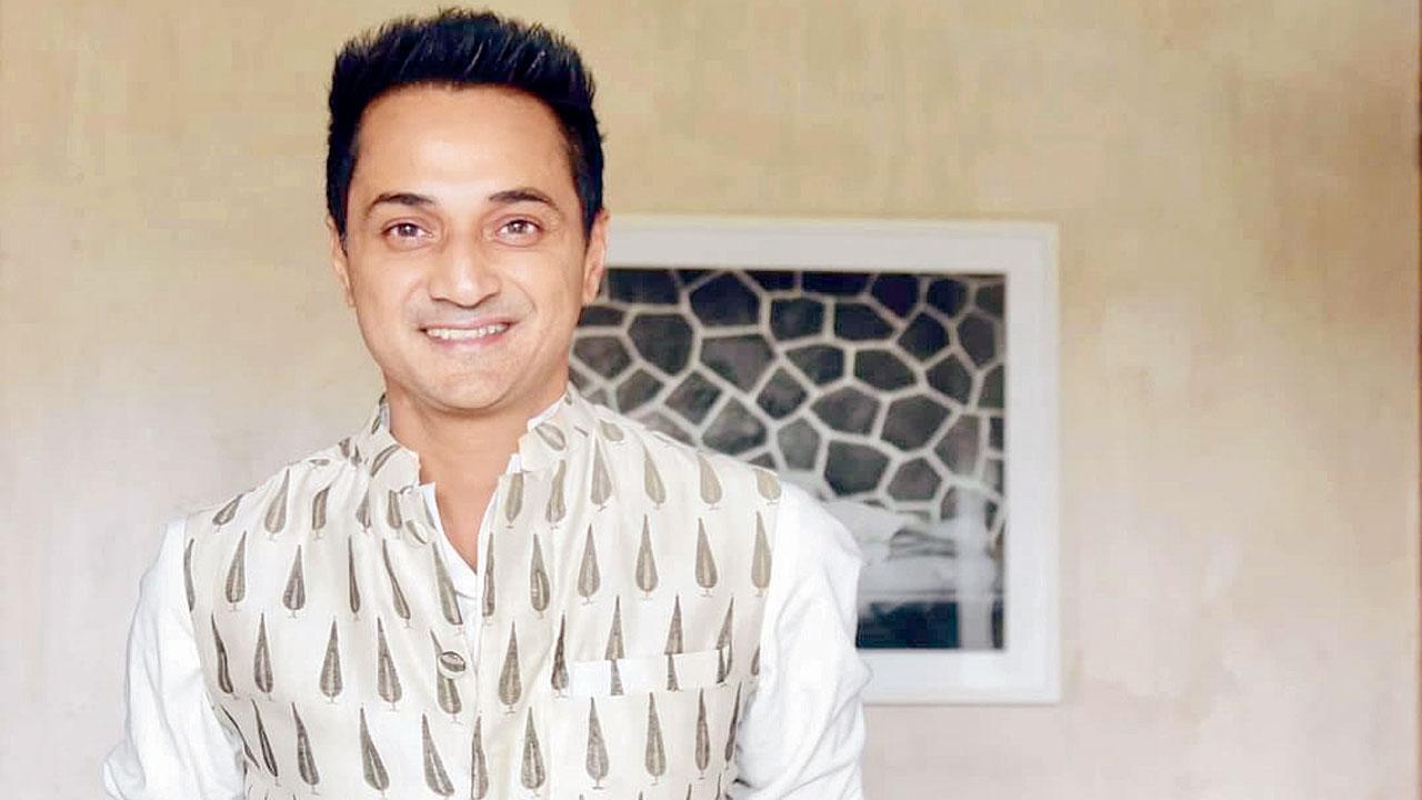 Bombay Bol: Indian author shares why 'Apde su' is his favourite Gujarati phrase