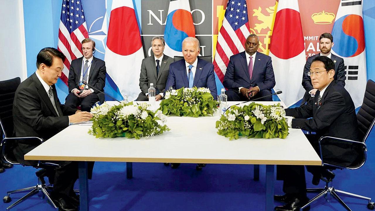 US, Japan and South Korea agree on new pledge for security