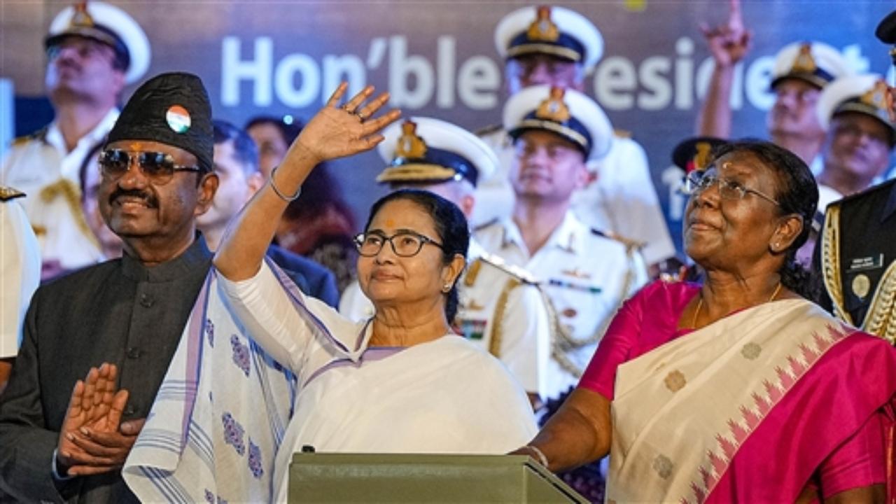 West Bengal Governor CV Ananda Bose and Chief Minister Mamata Banerjee were also present on the occasion