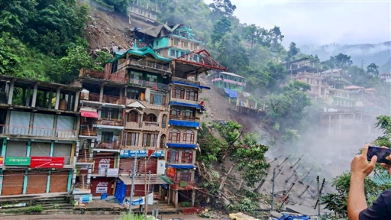 Palampur received 137 mm of rain since Wednesday evening, Nahan received 93 mm, Shimla 79 mm, Dharamshala 70 mm and Mandi 57 mm. The local Met office issued a yellow warning of heavy rains on August 25 and predicted a wet spell in the state till August 30