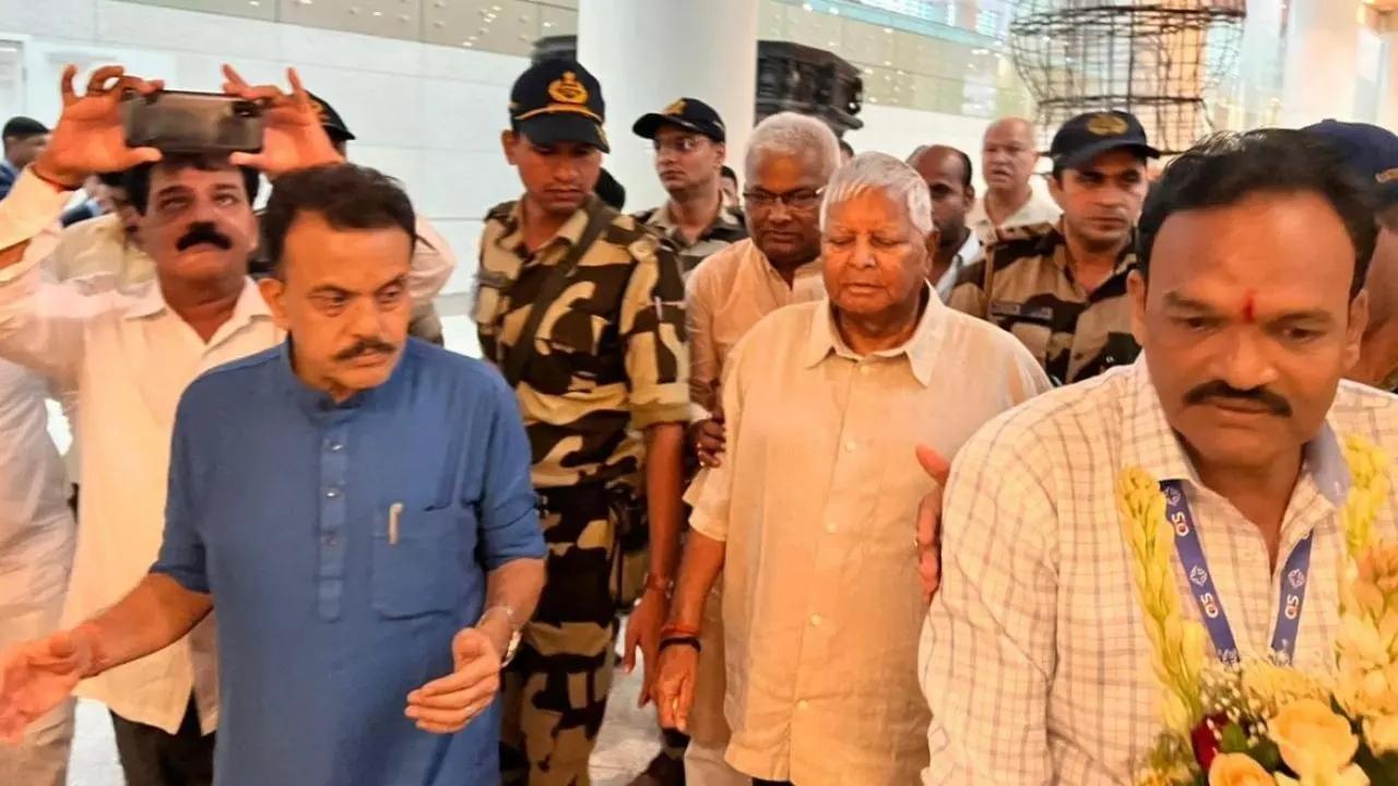Mumbai: Lalu Prasad Yadav visits city's Asian Heart Institute hospital for second day