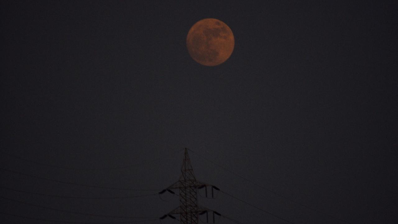 According to ANI report, the Blue Moon will be at its brightest about 9:30 p.m. (IST), while the Blue Super Moon will be at its brightest around 7:30 a.m. (IST) on August 31 (Pic/Pradeep Dhivar)