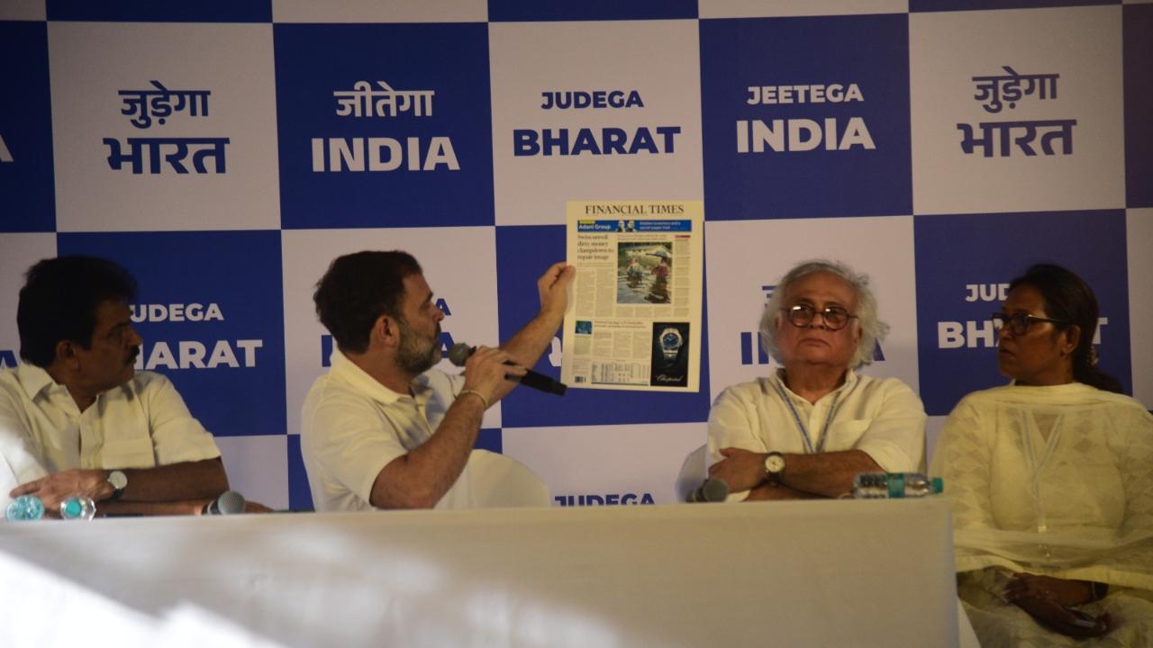 Rahul Gandhi urges that a Joint Parliamentary committee be allowed and a thorough investigation take place in Adani matter
