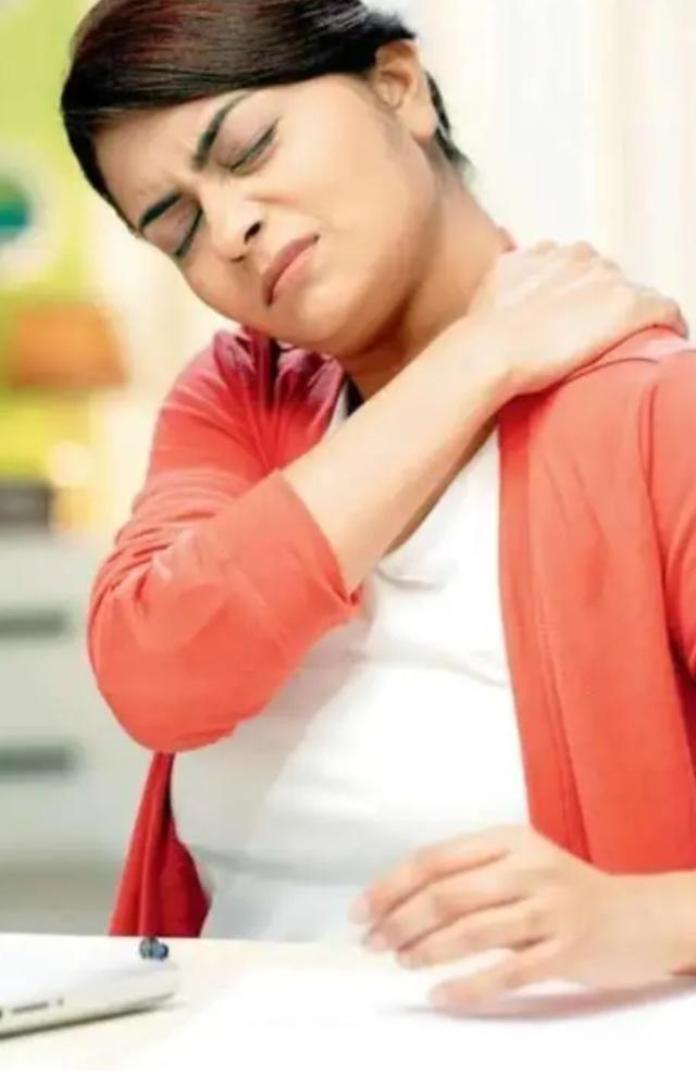 Persistent or chronic back pain, particularly in the middle or lower back, could be a warning sign of weak bones
