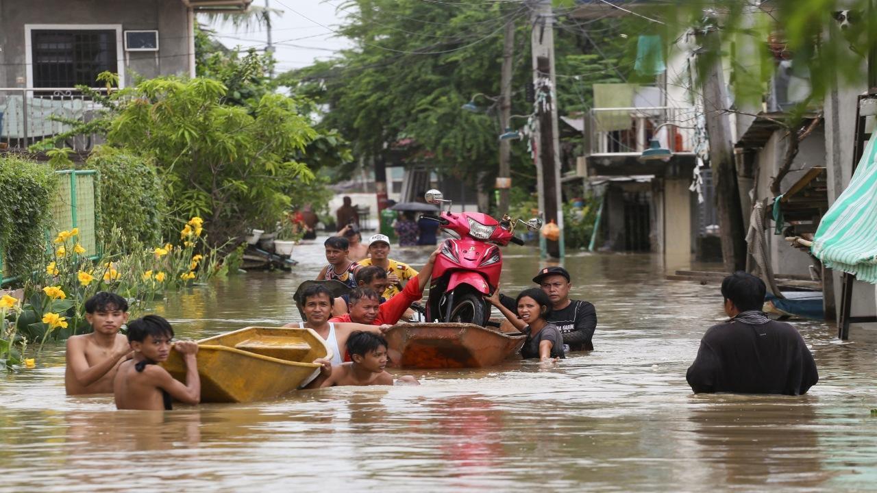 In 5 days China's capital Beijing records 29 inches of rainfall, heaviest in 140 years