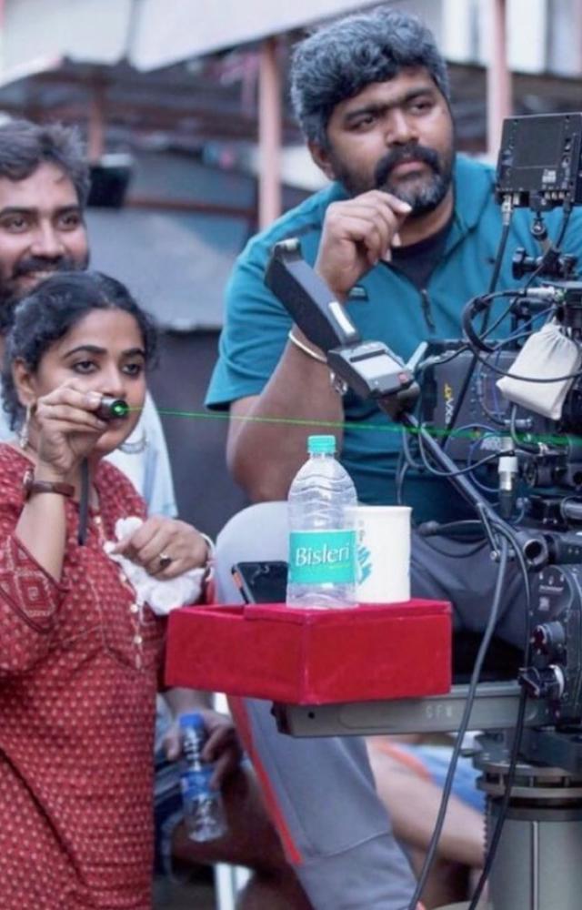 She shared BTS pictures from the shoot of the film