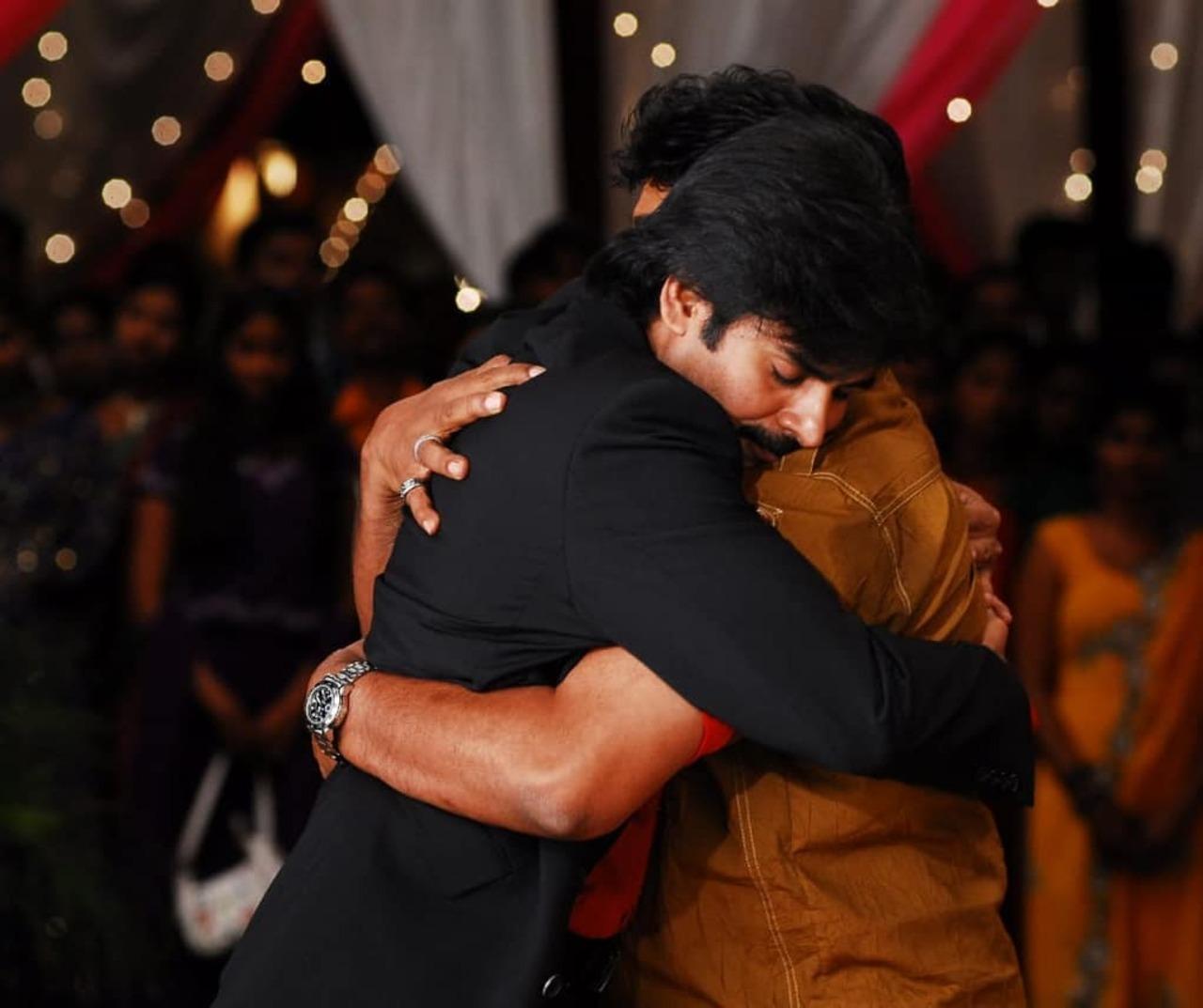 Brothers Chiranjeevi and Pawan Kalyan share a warm hug