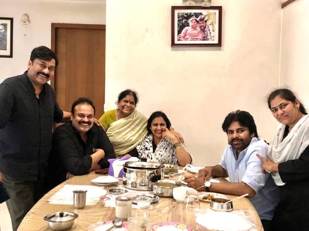 A family that eats together stays together!