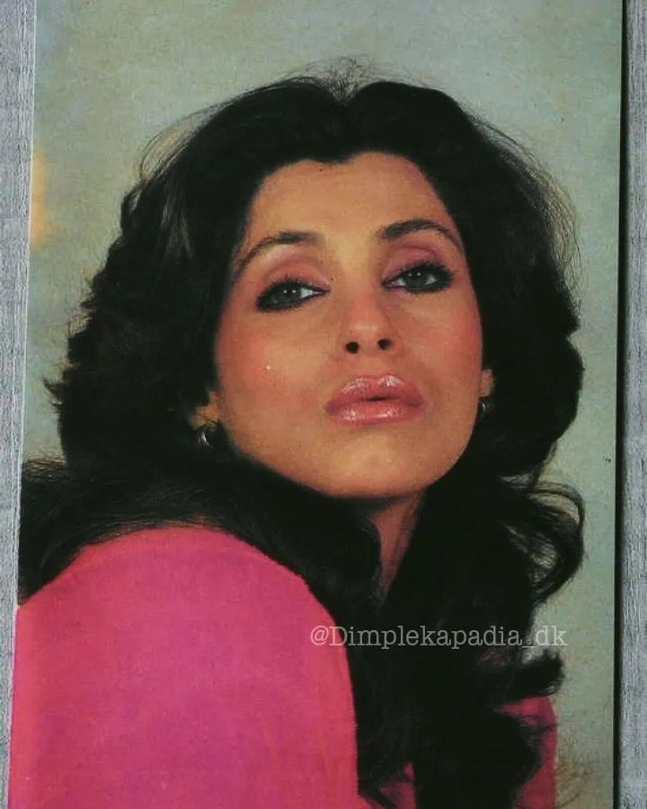 Dimple Kapadia’s layered blowout
In the '90s, Dimple Kapadia's voluminous layered blowout in the film 'Ram Lakhan' became an instant sensation. The hairstyle, with its captivating flow around the shoulders, inspired countless fans to mimic the look. Alongside this hair trend, glossy lips and rosy shades were all the rage