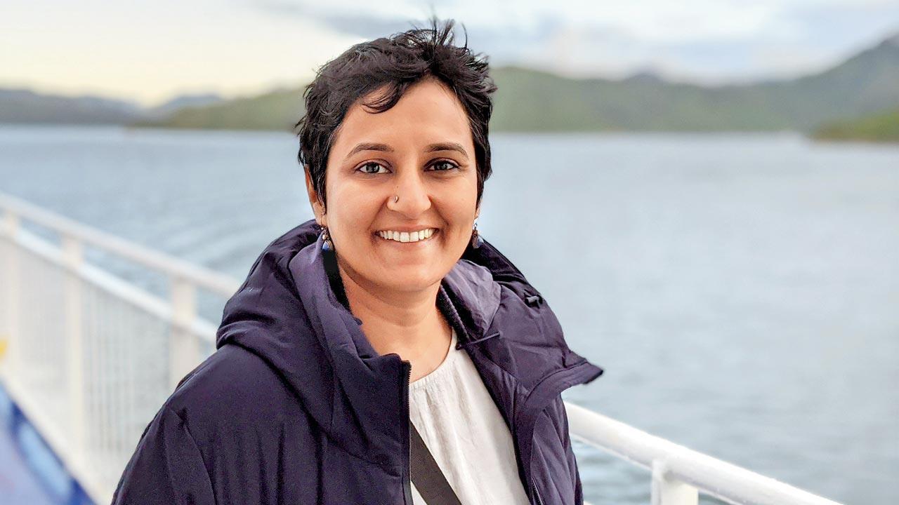  Shweta Chari 