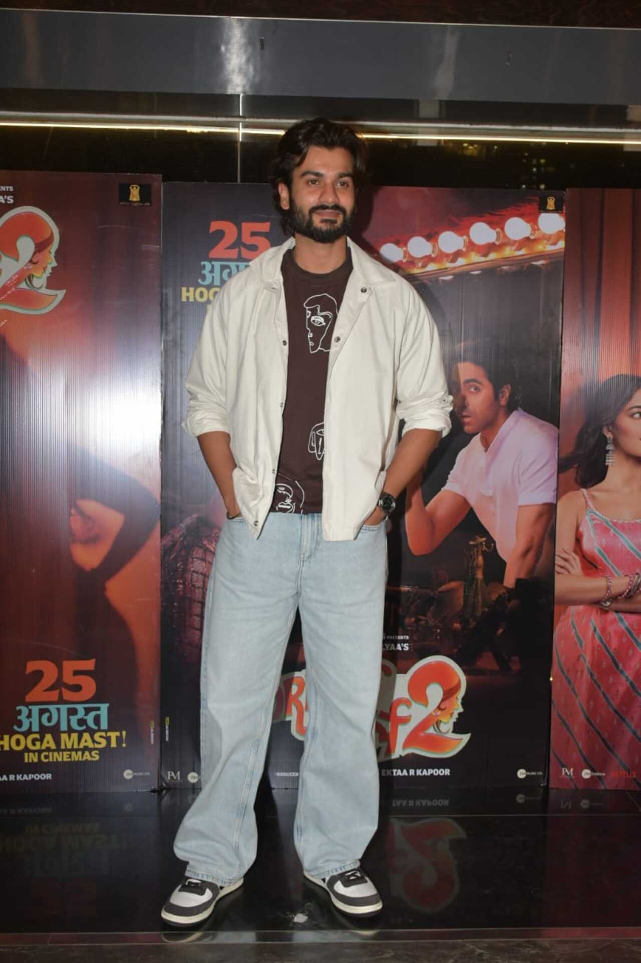 Sunny Kaushal keeps it casual in denims and t-shirt for the film screening