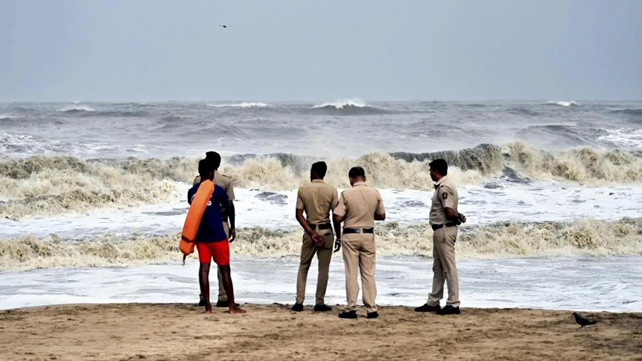In Photos: Two fishermen drown as boat overturns off Versova coast in Mumbai