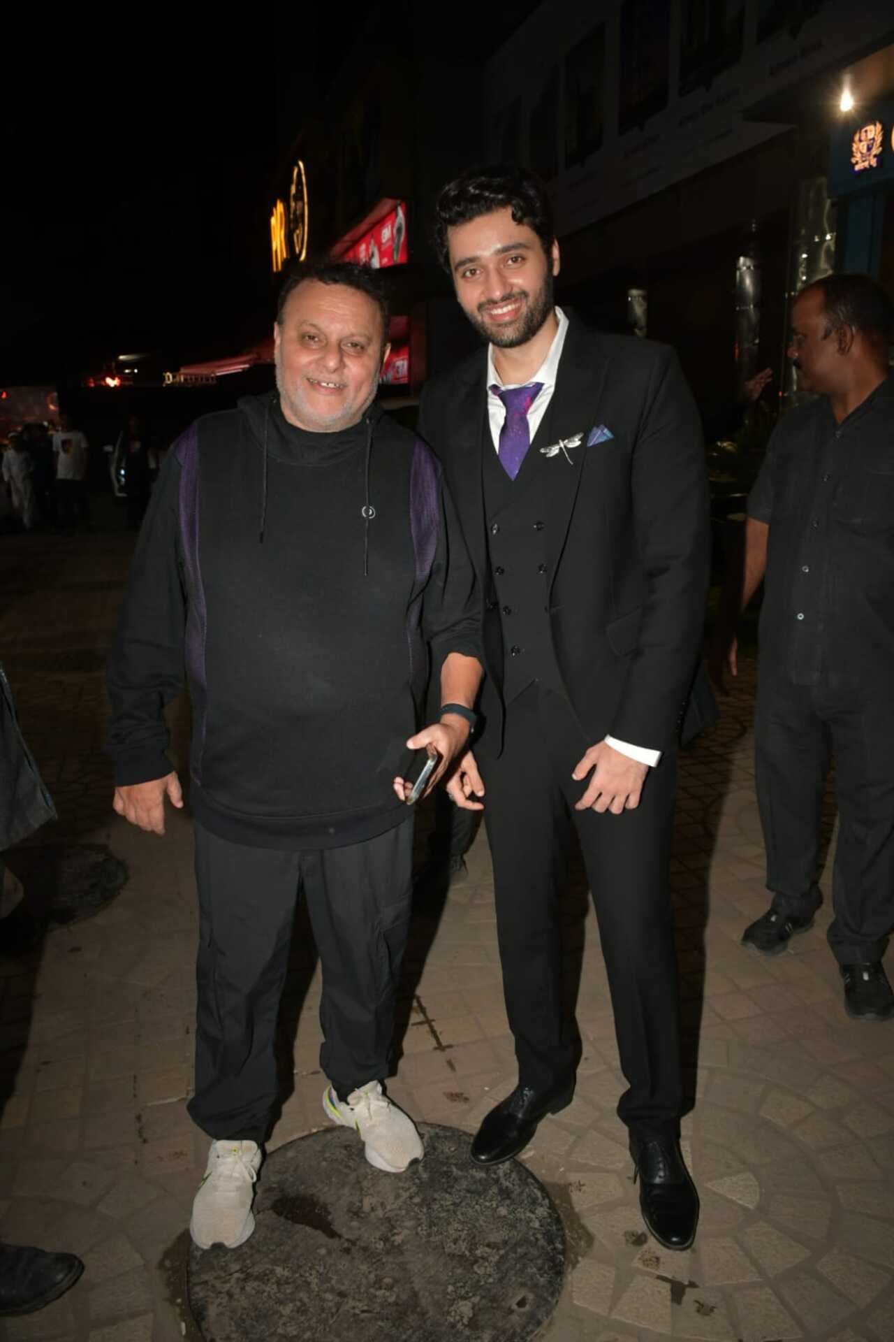 Actor Utkarsh Sharma, who plays Sunny and Ameesha's son in the film, was seen enjoying the moment