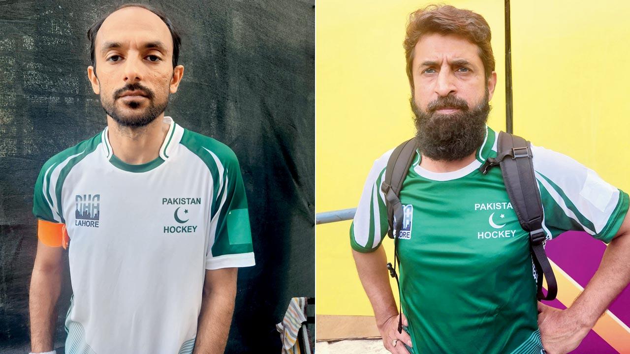 Pakistan skipper Umar Bhutta (left) and coach Saqlain Muhammad after their 6-1 win over China in Chennai yesterday. Pics/Ashwin Ferro