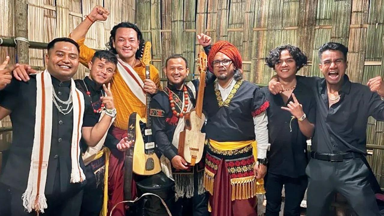 Listen Da MinotDa Minot is a folk band from Shillong that takes inspiration from the authentic music and culture of Meghalaya’s Khasi tribe. The band, led by musician Hammarsingh L Kharhmar, aspires to highlight Khasi folklore by presenting it in a musical format. The instrumentals in their music are unique, blending the familiar audio of contemporary instruments like the electric guitar with traditional Khasi percussion and flute sounds. In their single Ka Hok Ka Shi Kyntie, the band uses the Ksing Shynrang, a religious percussion instrument found in Meghalaya, and the duitara a four-stringed Khasi instrument that resembles a guitar.@da_minot, Instagram
