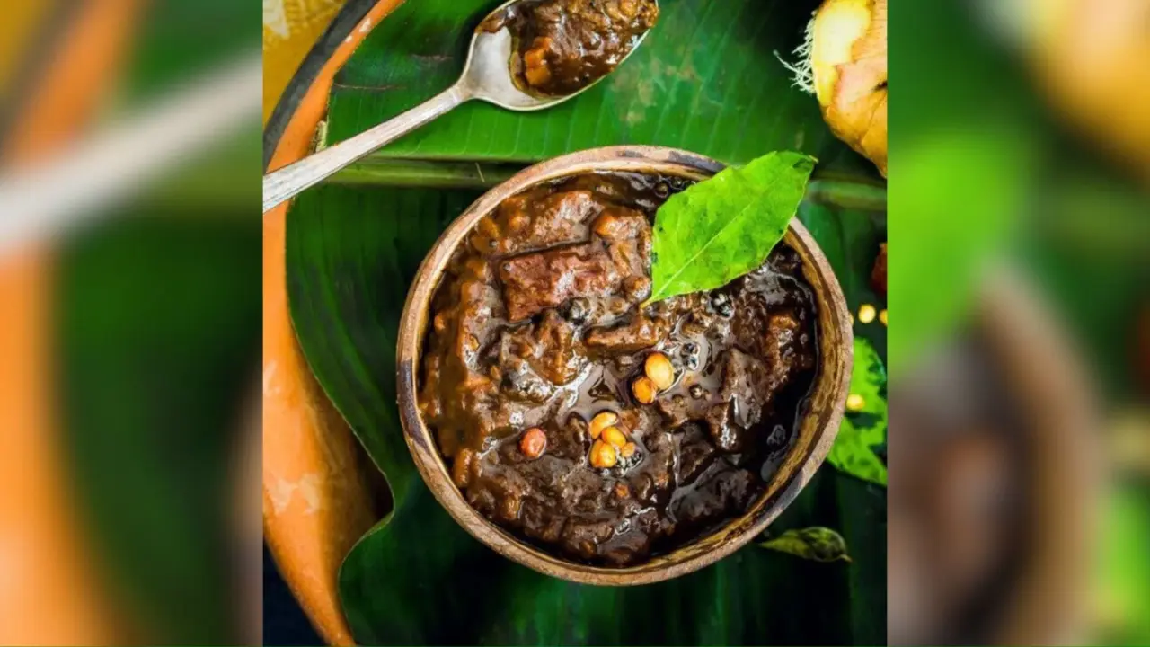 Inji PuliAlso known as Puli Inji or Inji curry, this dish is a tangy and spicy ginger tamarind chutney that's a popular condiment to the traditional Kerala sadhya. Photo Courtesy: Home Chef, founder, Meal On Leaf, Trishala Lunawat