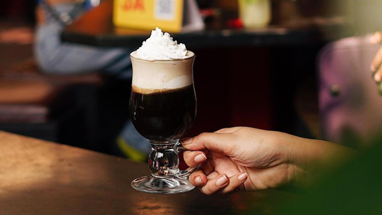 For those who love coffee, this Irish Coffee is Mumbai's absolute culinary treasure. Topped with rich vanilla cream followed by punchy espresso and Irish Whiskey - this drink is caffeine lover's safe haven