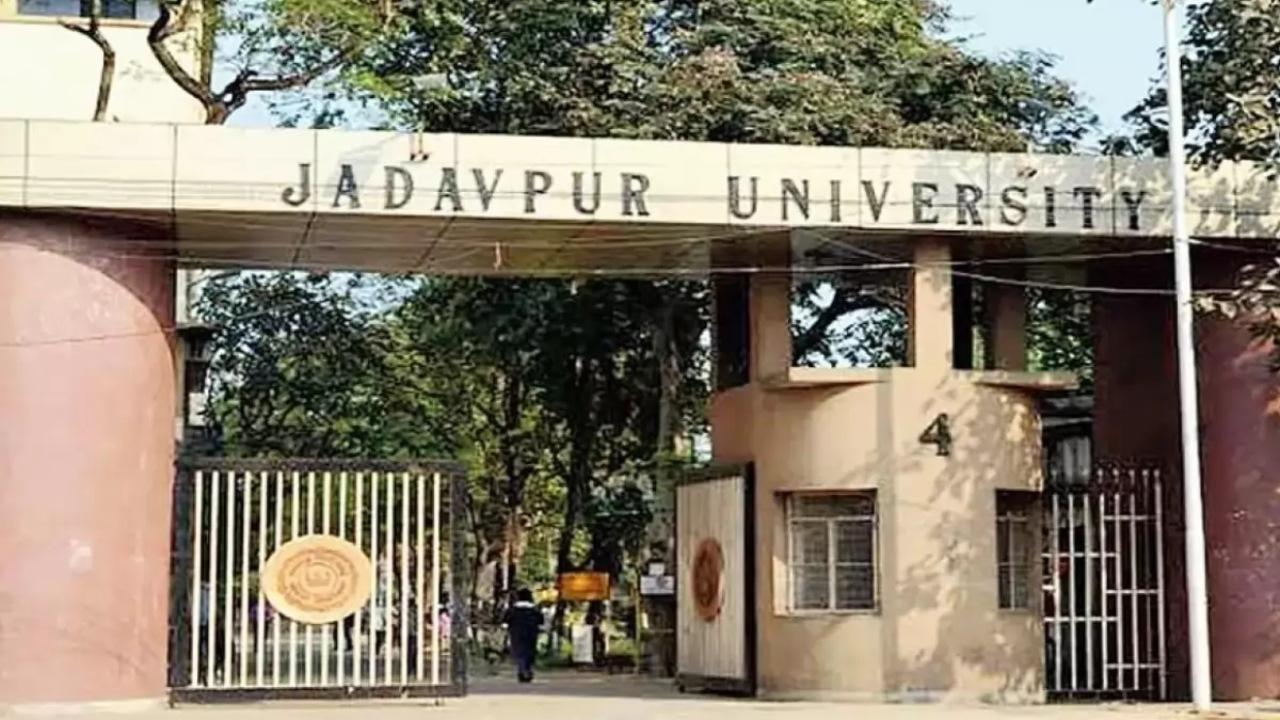 Jadavpur University student death case: WBCPCR exploring POCSO angle
