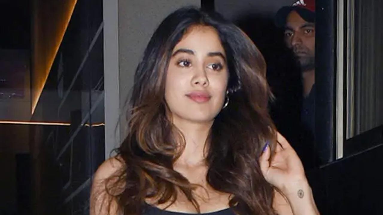  Janhvi Kapoor: As an actor you need to keep pushing yourself
