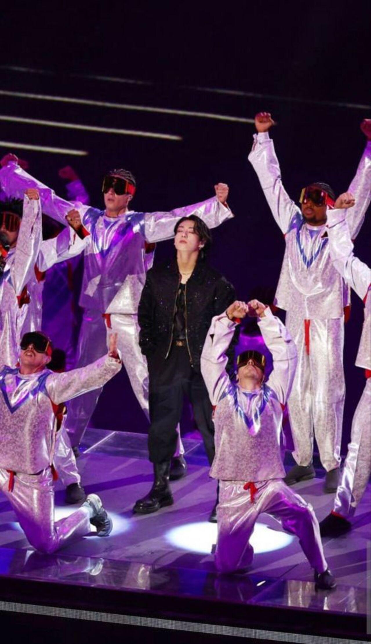 Over the past few years with BTS's phenomenal global rise, Jungkook's talents as a vocalist and performer have increasingly been acknowledged and acclaimed at the international level. He performed his solo song, 'Dreamers' at the Qatar FIFA World Cup earlier this year. And his hyungs supported him throughout, of course, even watching it live and posting photohgraphs of the television on Instagram, taking pride in how far the once camera-shy Golden Maknae has come 