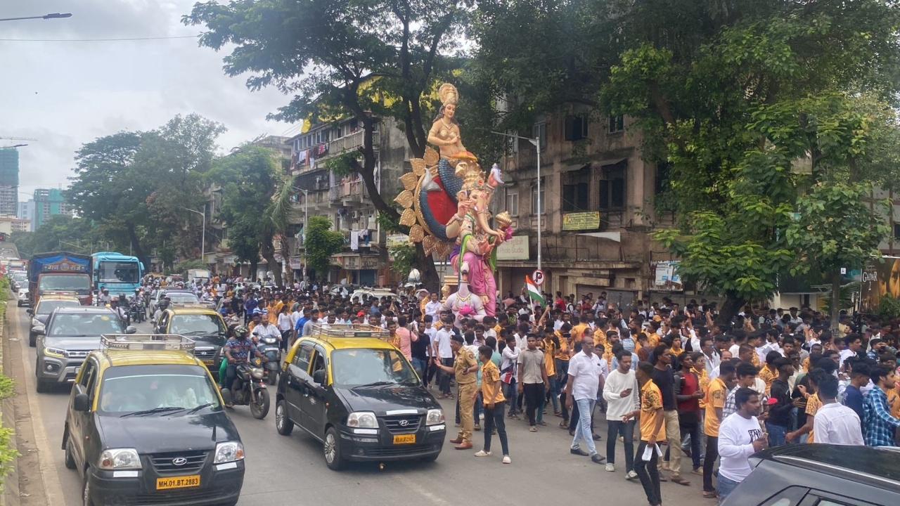 Ganesh Chaturthi will begin on September 19 this year. The day is observed as the birthday of Lord Ganesha. Ganesh Chaturdashi, also called as Vinayak Chaturdashi or Ganesh Utsav, is an important Hindu festival