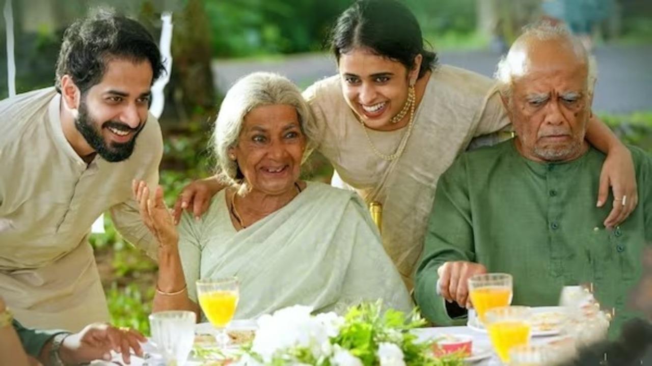 Pookkaalam (2023)
The film stars veteran actor Vijayaraghavan playing the lead role, as a 100-year-old man and K. P. A. C. Leela as his pair. The film follows the story of the old couple seeking divorce and how it impacts their family. Watch the sweet tale on Disney+Hotstar